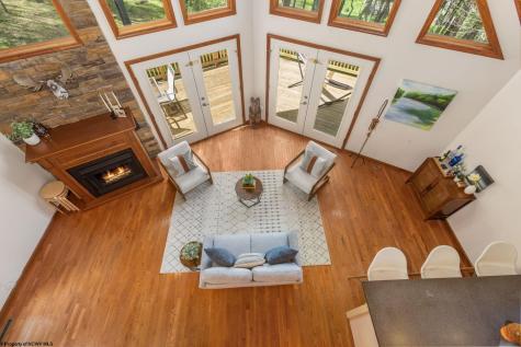 15 S Fern Court Terra Alta WV 26764