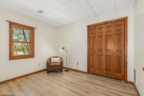 15 S Fern Court Terra Alta WV 26764