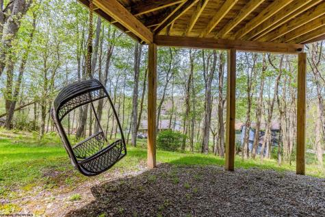 15 S Fern Court Terra Alta WV 26764