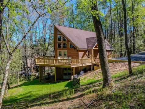 15 S Fern Court Terra Alta WV 26764