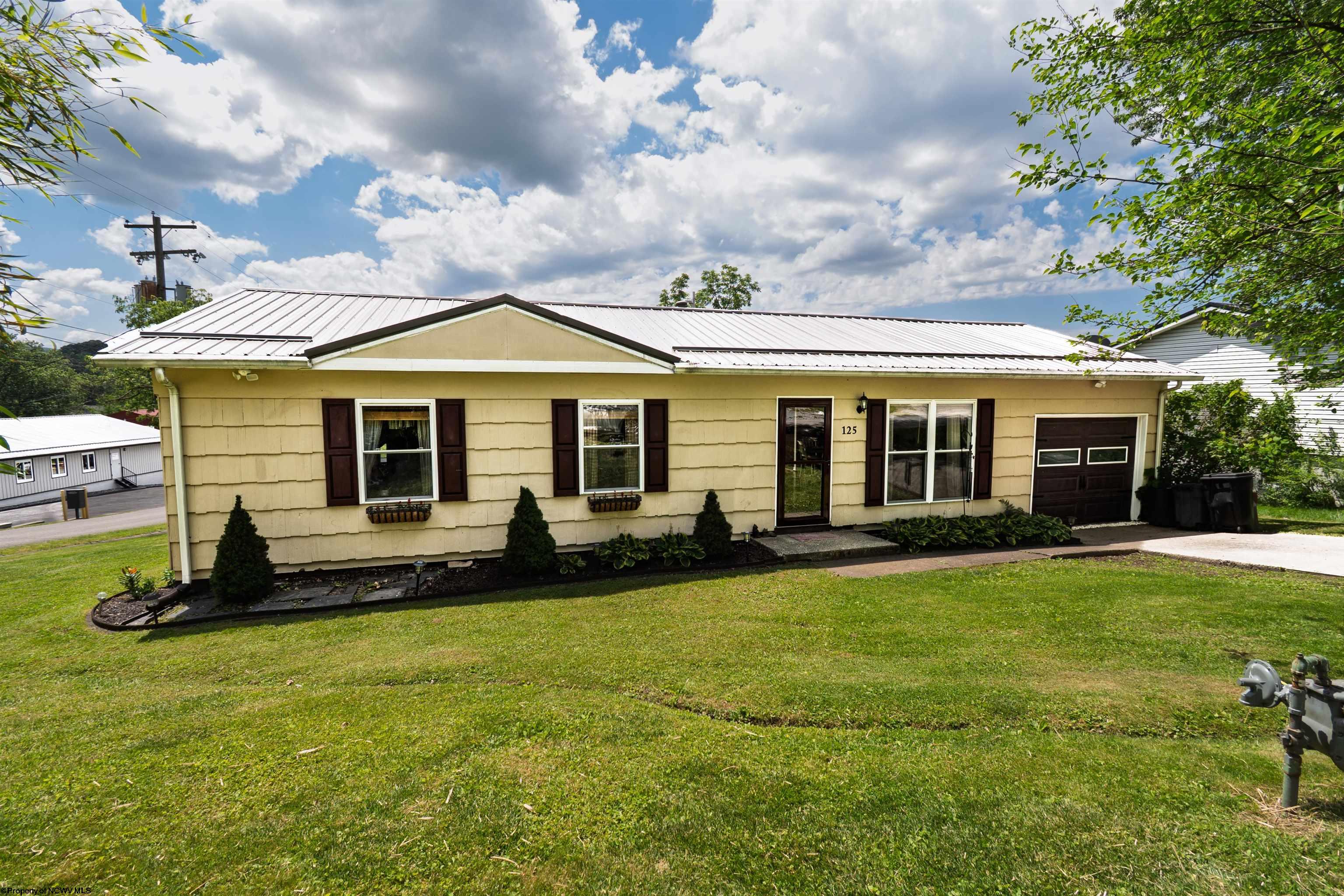 125 Apolla Drive Morgantown WV 26505
