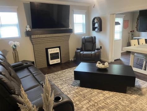62 Oak Street Weston WV 26452