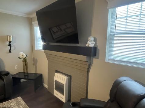 62 Oak Street Weston WV 26452