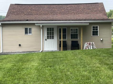 62 Oak Street Weston WV 26452