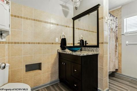 82 Robinwood Drive Mount Clare WV 26408