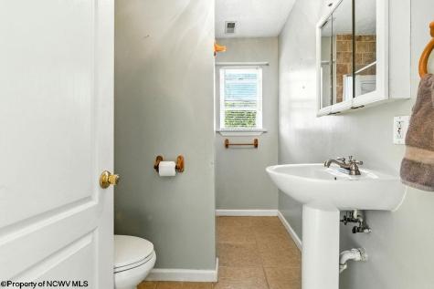 82 Robinwood Drive Mount Clare WV 26408