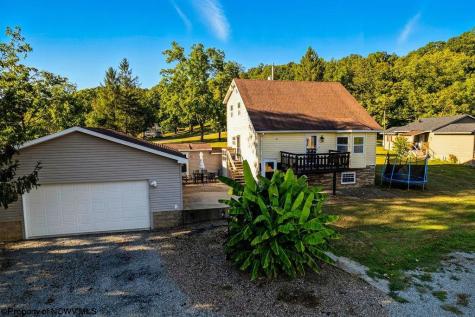 82 Robinwood Drive Mount Clare WV 26408