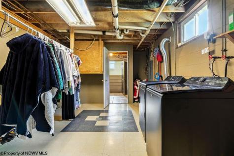 82 Robinwood Drive Mount Clare WV 26408