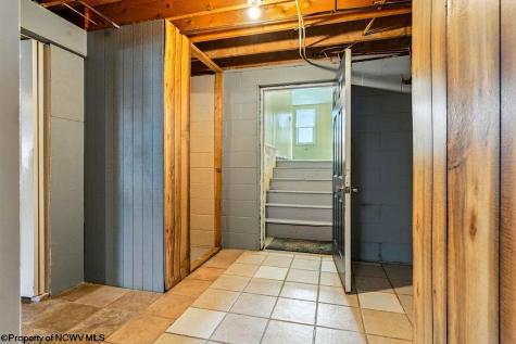 82 Robinwood Drive Mount Clare WV 26408