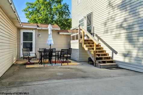 82 Robinwood Drive Mount Clare WV 26408