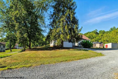 82 Robinwood Drive Mount Clare WV 26408