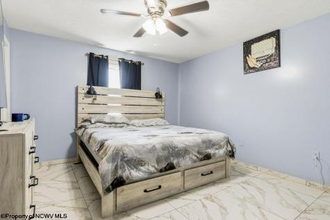 916 Cottonwood Court Morgantown WV 26505