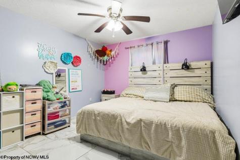916 Cottonwood Court Morgantown WV 26505