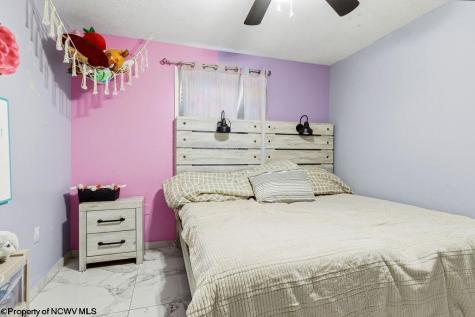 916 Cottonwood Court Morgantown WV 26505