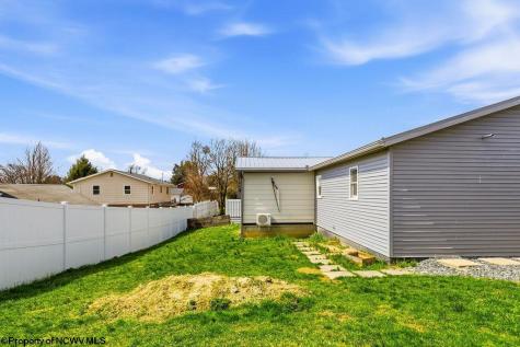 916 Cottonwood Court Morgantown WV 26505