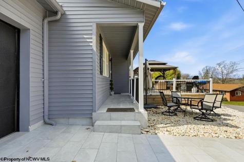 916 Cottonwood Court Morgantown WV 26505
