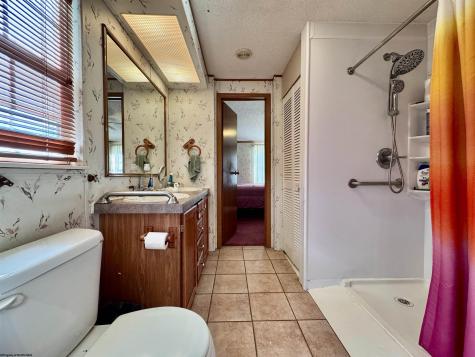 56 Doddridge Street Fairmont WV 26554