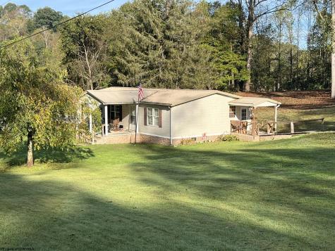 56 Doddridge Street Fairmont WV 26554