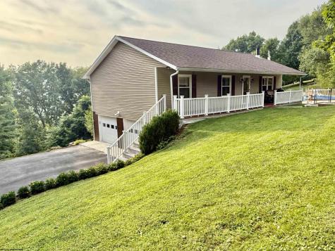 390 Herald Drive Fairmont WV 26554