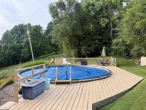 390 Herald Drive Fairmont WV 26554