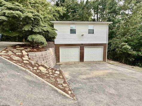 390 Herald Drive Fairmont WV 26554