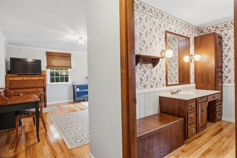 908 Cottonwood Street Morgantown WV 26505