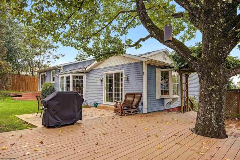 908 Cottonwood Street Morgantown WV 26505