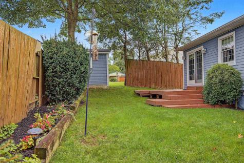 908 Cottonwood Street Morgantown WV 26505