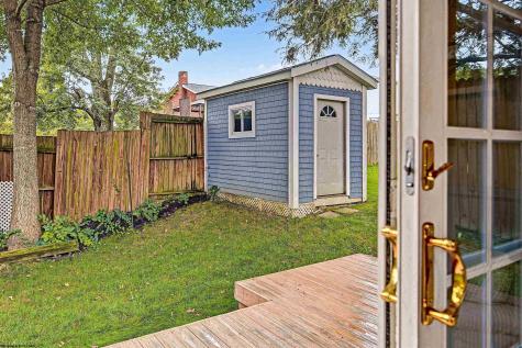 908 Cottonwood Street Morgantown WV 26505