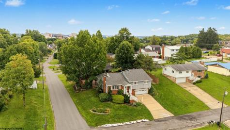 908 Cottonwood Street Morgantown WV 26505