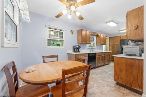 552 Beulah Road Morgantown WV 26508