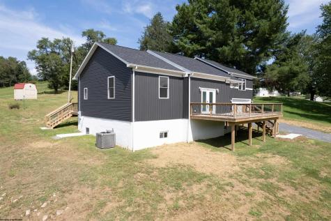 393 Viola Road Fairmont WV 26554