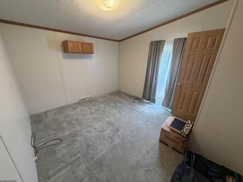 42 Gate Lane Elkins WV 26241