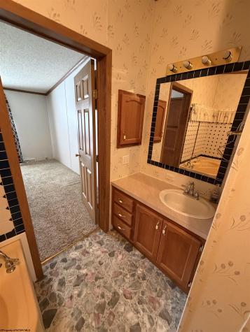 42 Gate Lane Elkins WV 26241