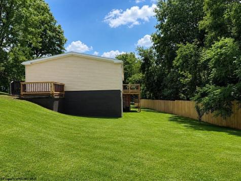 2567 Rohr Road Masontown WV 26542