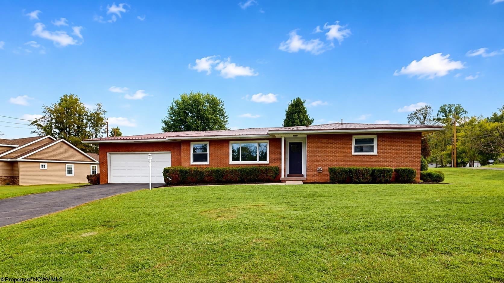 1613 Russell Court Fairmont WV 26554