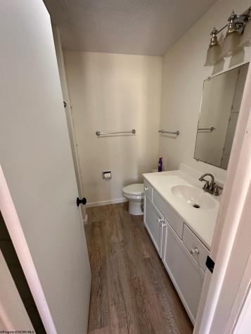 1386 Headlee Avenue Morgantown WV 26505-2674