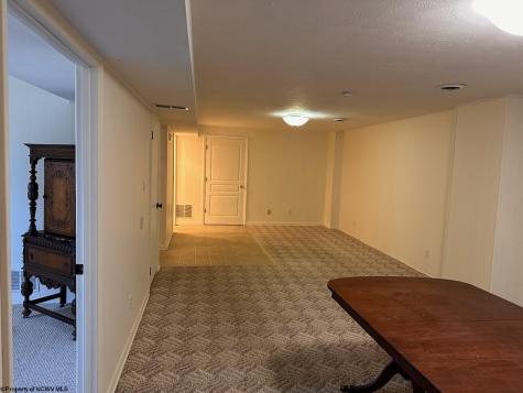 1386 Headlee Avenue Morgantown WV 26505-2674