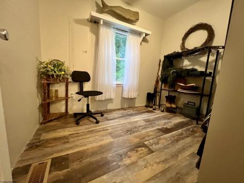 1834 Old Womans Run Sutton WV 26601