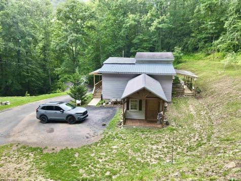 1834 Old Womans Run Sutton WV 26601