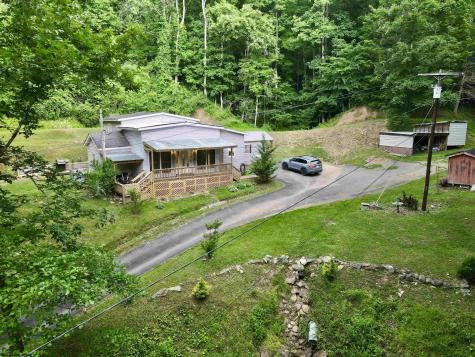 1834 Old Womans Run Sutton WV 26601