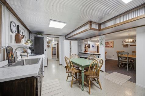 15 Columbia Road Shinnston WV 26431