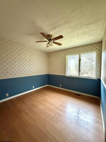 973 Bonnett Hollow Glenville WV 26351