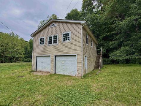 973 Bonnett Hollow Glenville WV 26351