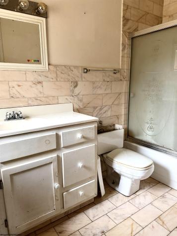 973 Bonnett Hollow Glenville WV 26351
