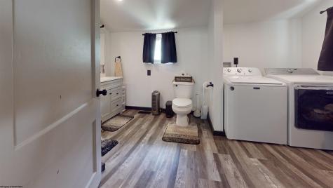 1213 Plum Run Road Mannington WV 26582
