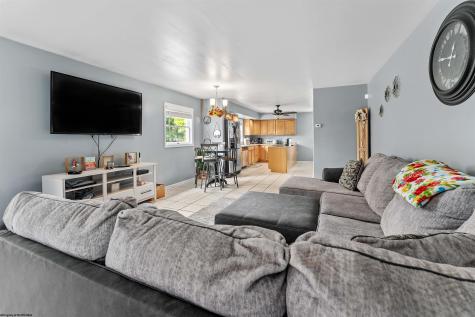 142 Vecchio Lane Morgantown WV 26508