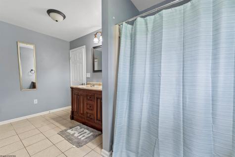 142 Vecchio Lane Morgantown WV 26508