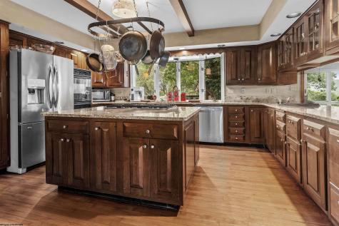 142 Vecchio Lane Morgantown WV 26508