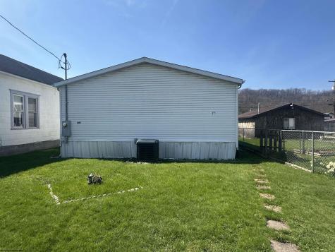 1317 N River Avenue Weston WV 26452